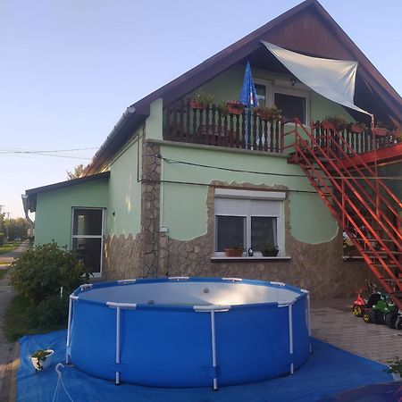 Etus Vendéghaz 2 Villa Balatonfenyves Kültér fotó