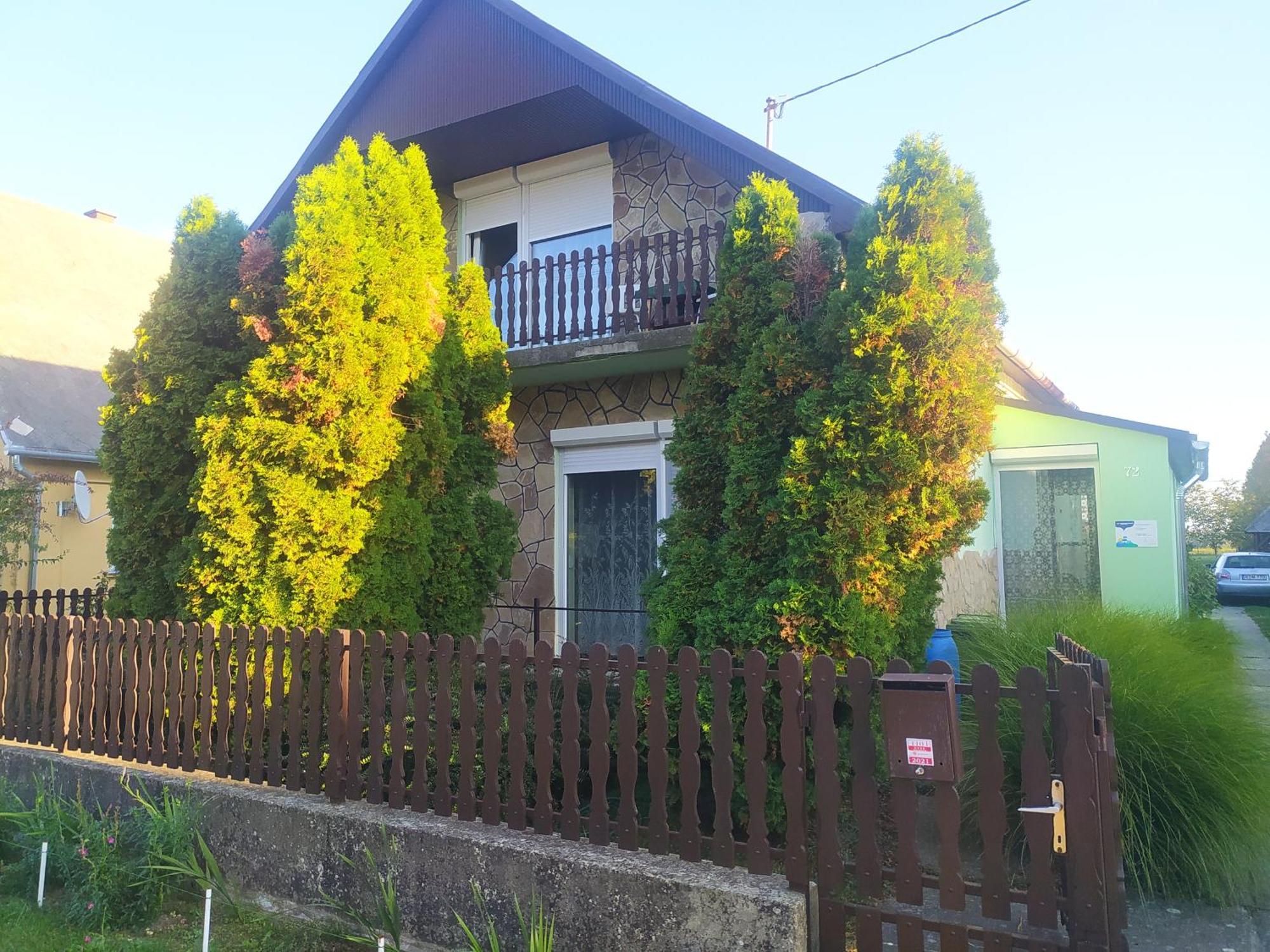 Etus Vendéghaz 2 Villa Balatonfenyves Kültér fotó